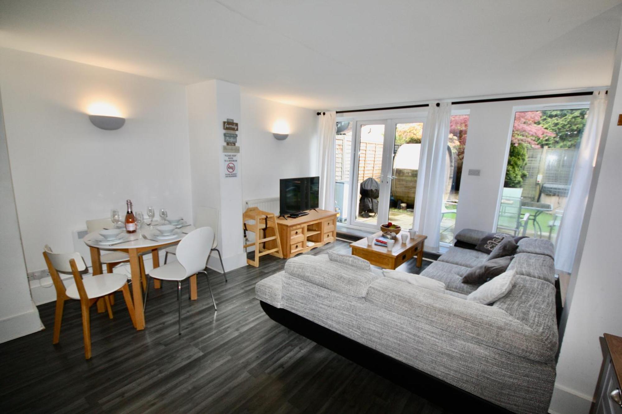 Bournemouth Hot Tub & Sauna Holiday Let Zewnętrze zdjęcie