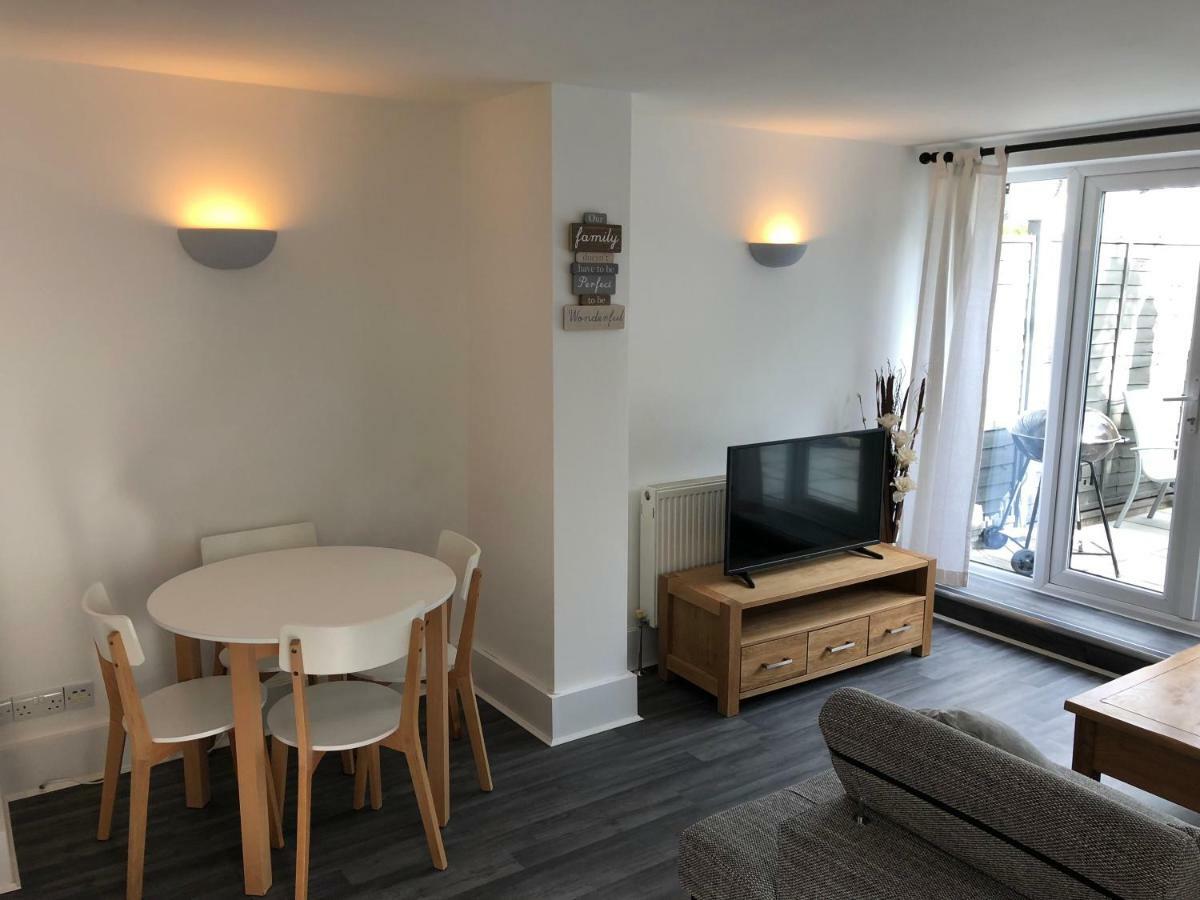 Bournemouth Hot Tub & Sauna Holiday Let Zewnętrze zdjęcie